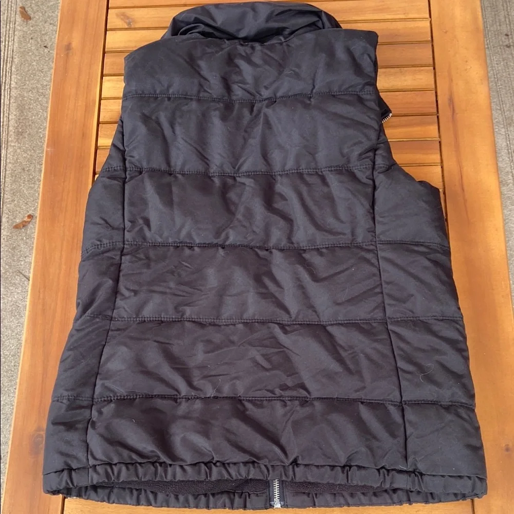 Black Puffer Vest - Picture 3 of 4